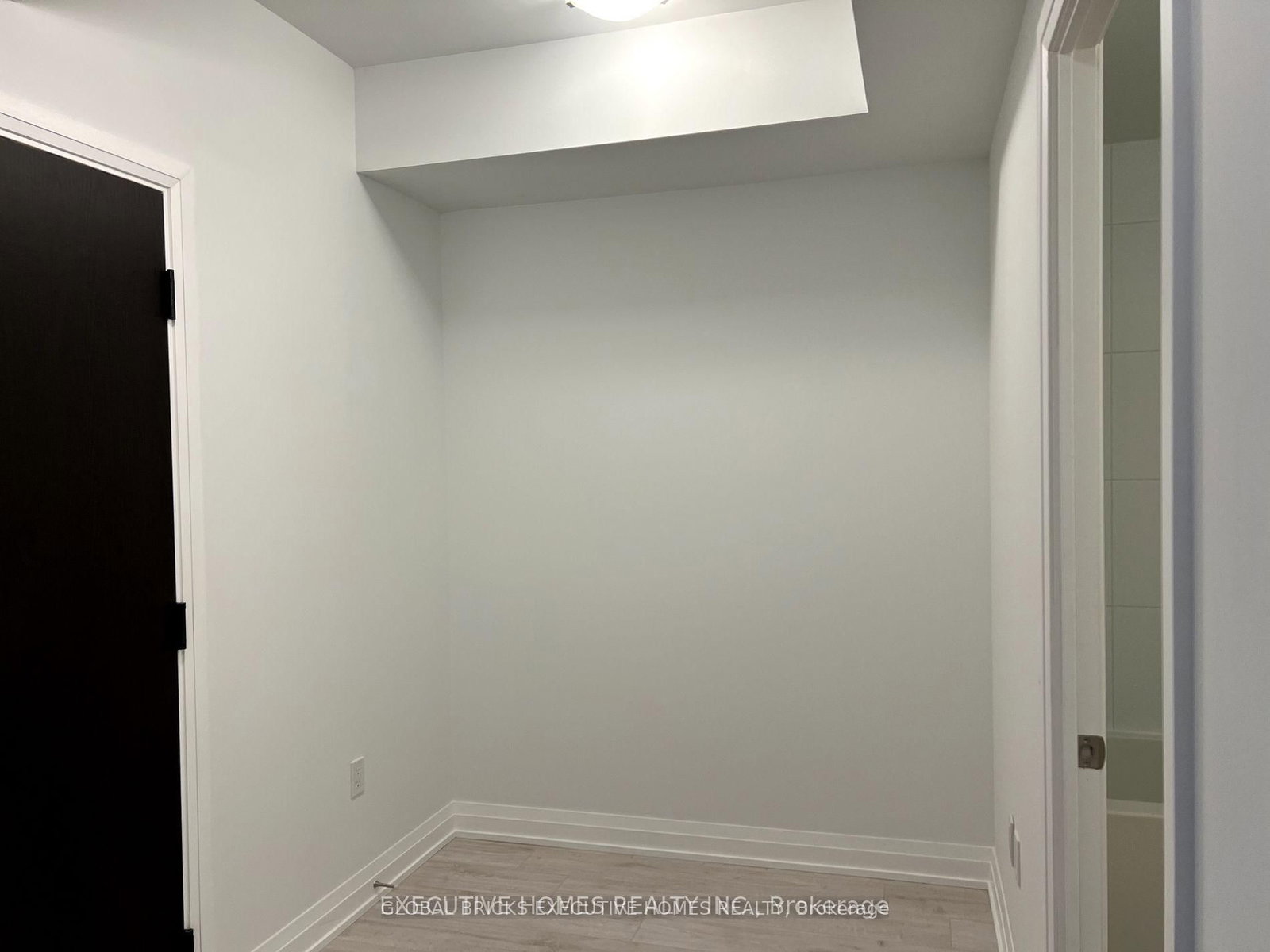 412 Silver Maple Road, Unit 427 - Photo 7