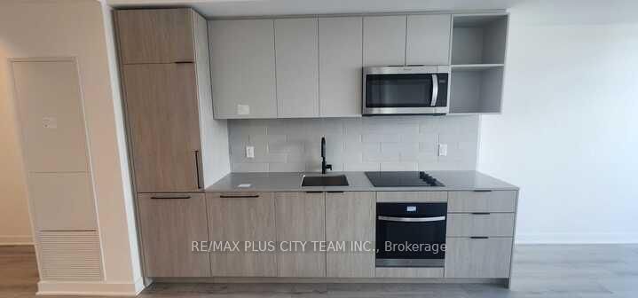 1185 Dupont Street, Unit 523 - Photo 4