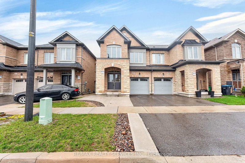 100 Emerald Coast Tr, Brampton, L7A 5A7 | Image 3