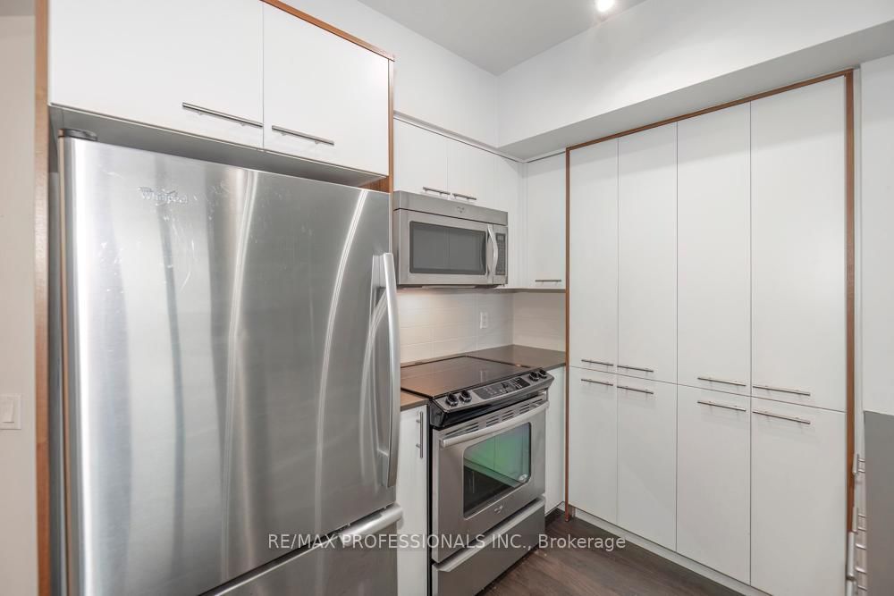 5 Valhalla Inn Road • #1301 • Toronto, ON photo 11
