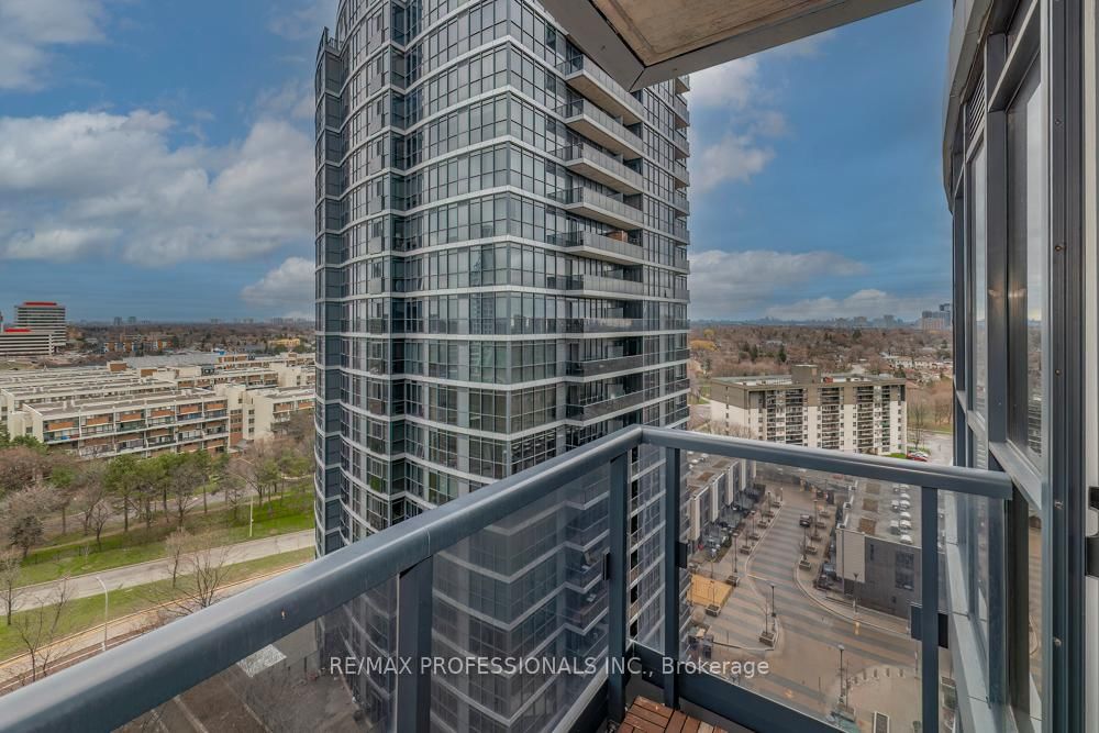 5 Valhalla Inn Road • #1301 • Toronto, ON photo 27