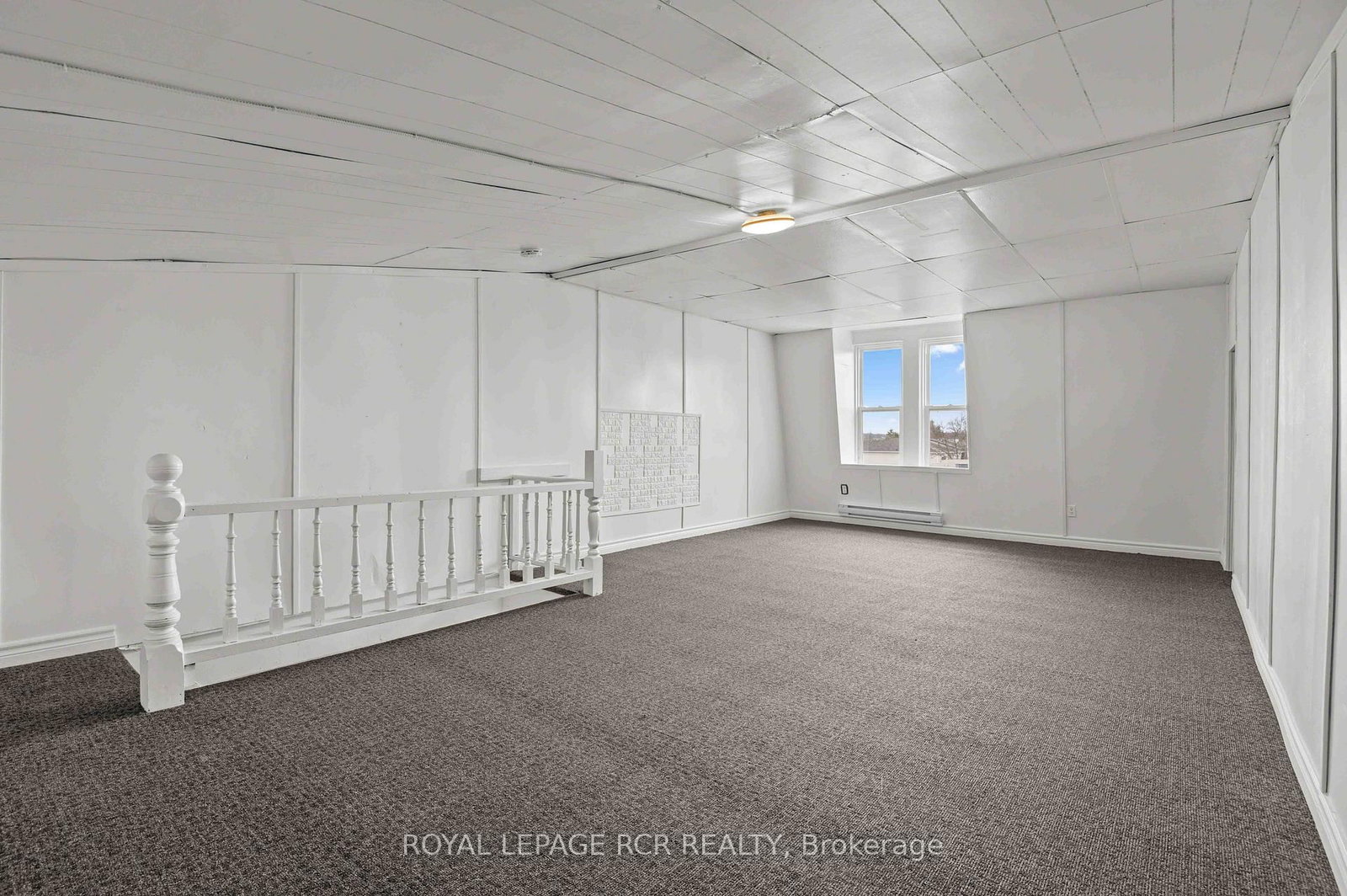 137 Broadway, Unit Upper - Photo 21