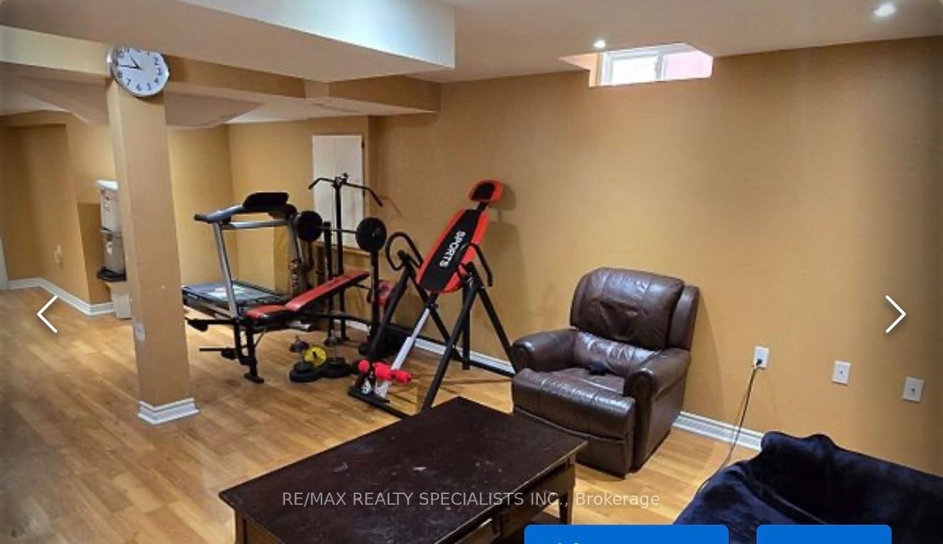 Detached House for sale at 35 Triple Crown Drive, Brampton, Ontario, L6S 0A4 - Gore Industrial North - MLS: W13013488