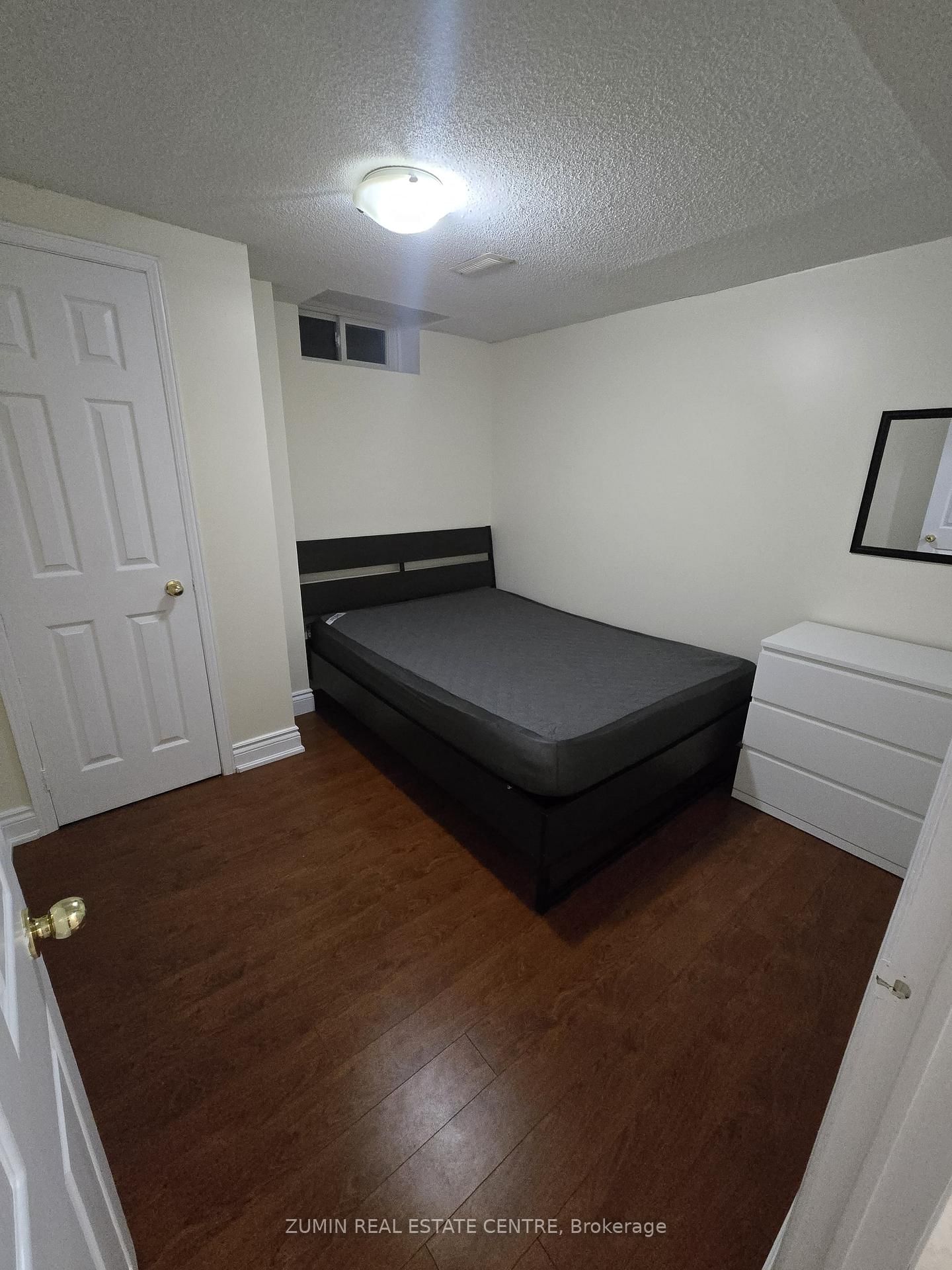 5187 Springbok Crescent, Unit Bsmt - Photo 4