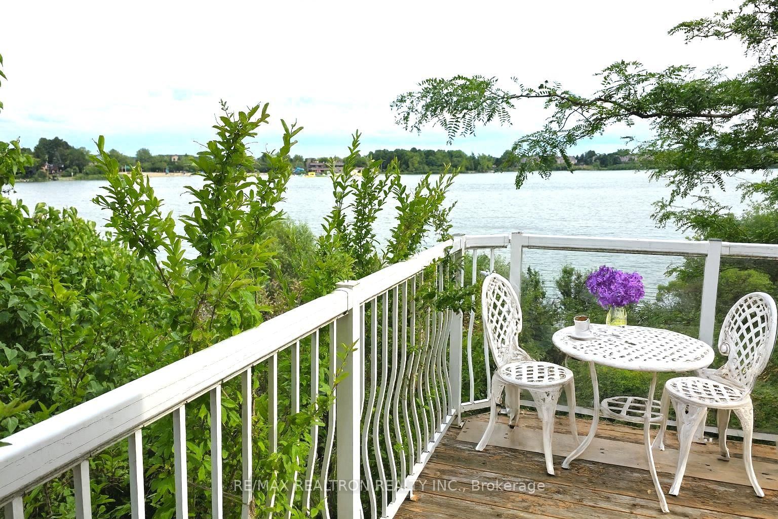 Detached House for sale at 22 Peaceful Place, Brampton, Ontario, L6S 4E6 - Northgate - MLS: W13013602