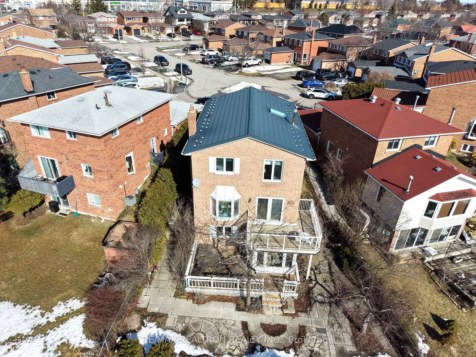 Detached House for sale at 22 Peaceful Place, Brampton, Ontario, L6S 4E6 - Northgate - MLS: W13013602