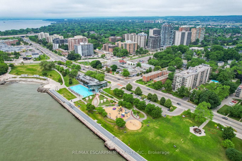 37 - 1347 Lakeshore Road