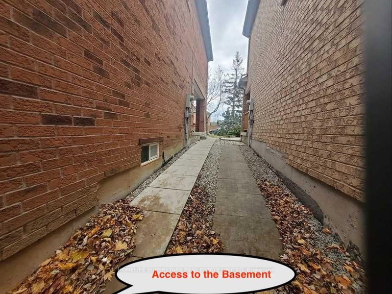 Bsmt - 3784 Forest Bluff Cres, Mississauga, L5N 7T8 | Image 3