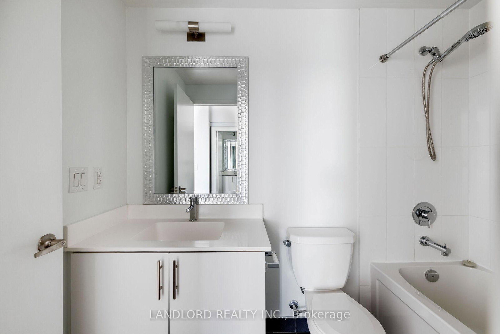 11 Superior Avenue, Unit 905 - Photo 28