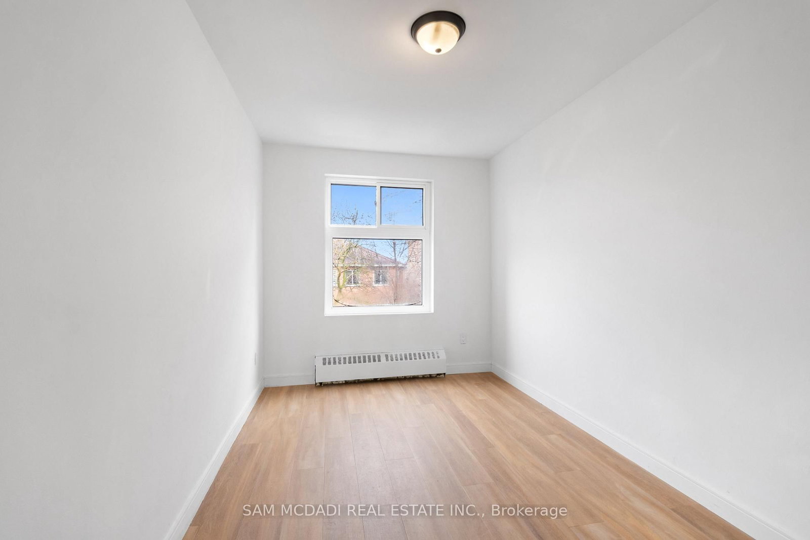 1018 Burnhamthorpe Road E - Photo 12