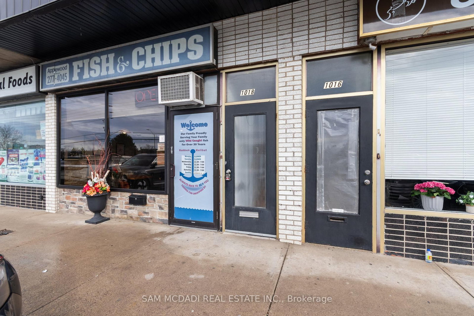 1018 Burnhamthorpe Road E - Photo 7