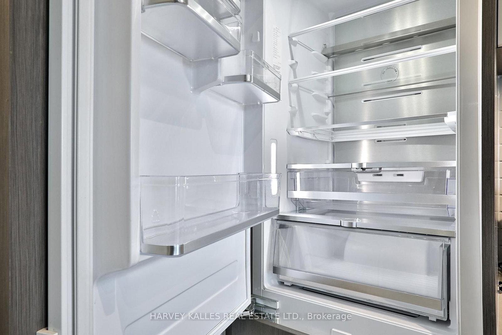 215 Lakeshore Road W, Unit 206 - Photo 9