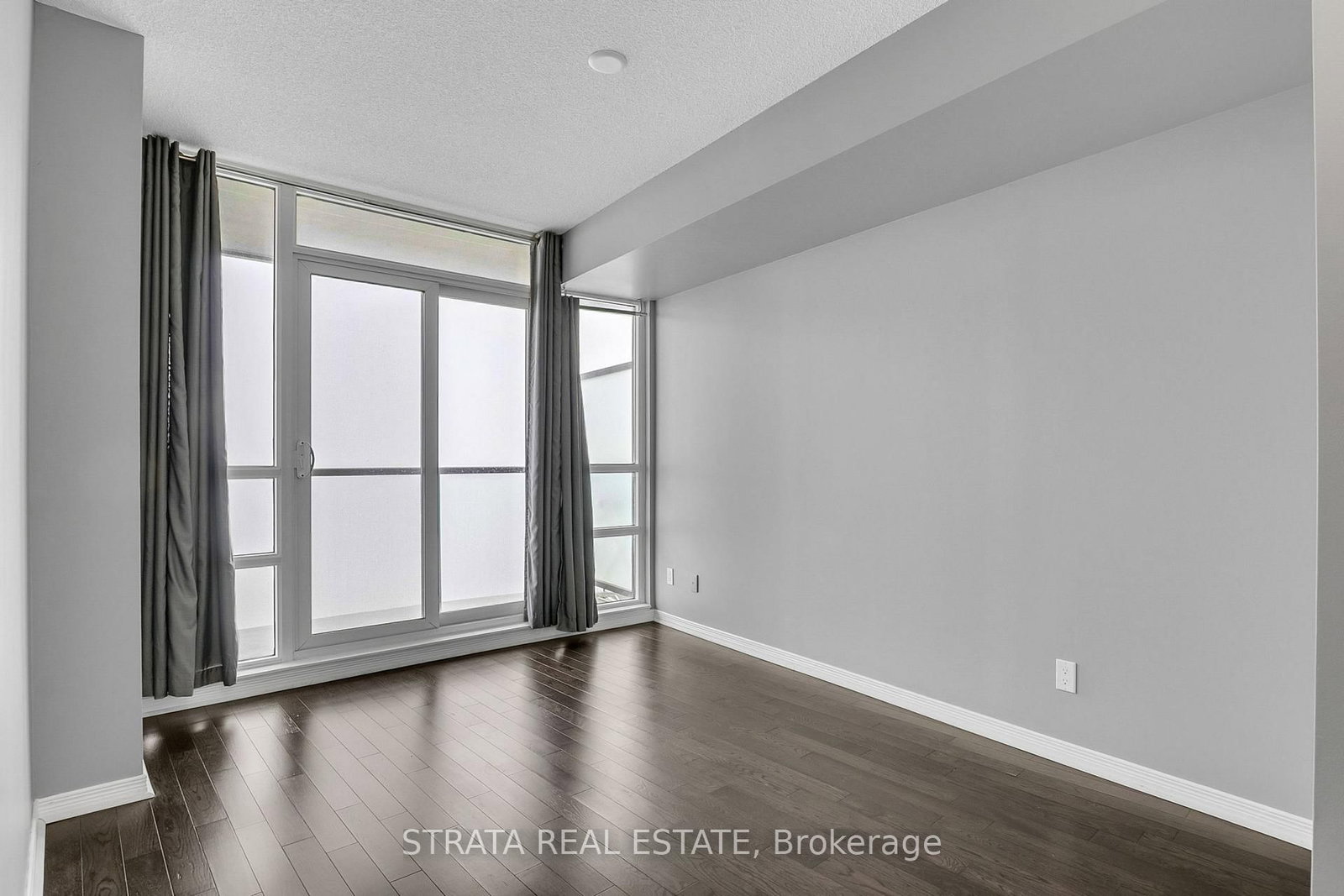 2240 Lake Shore Boulevard W, Unit 2807 - Photo 12
