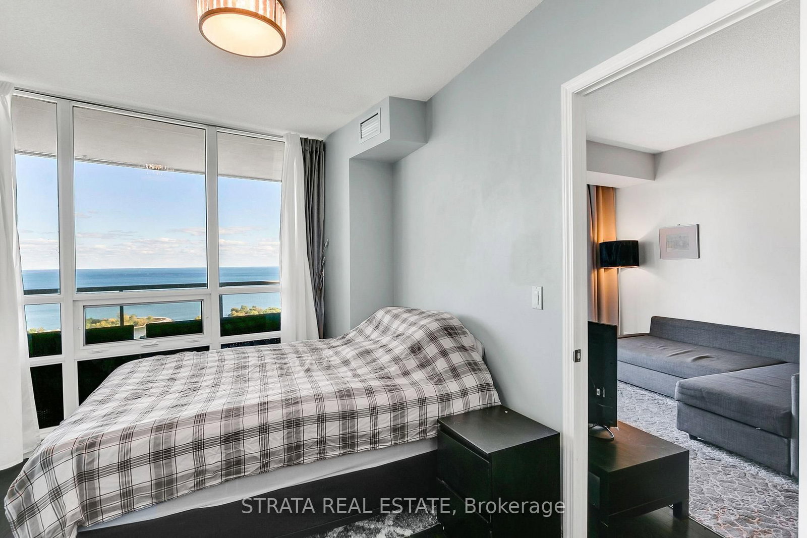 2240 Lake Shore Boulevard W, Unit 2807 - Photo 15