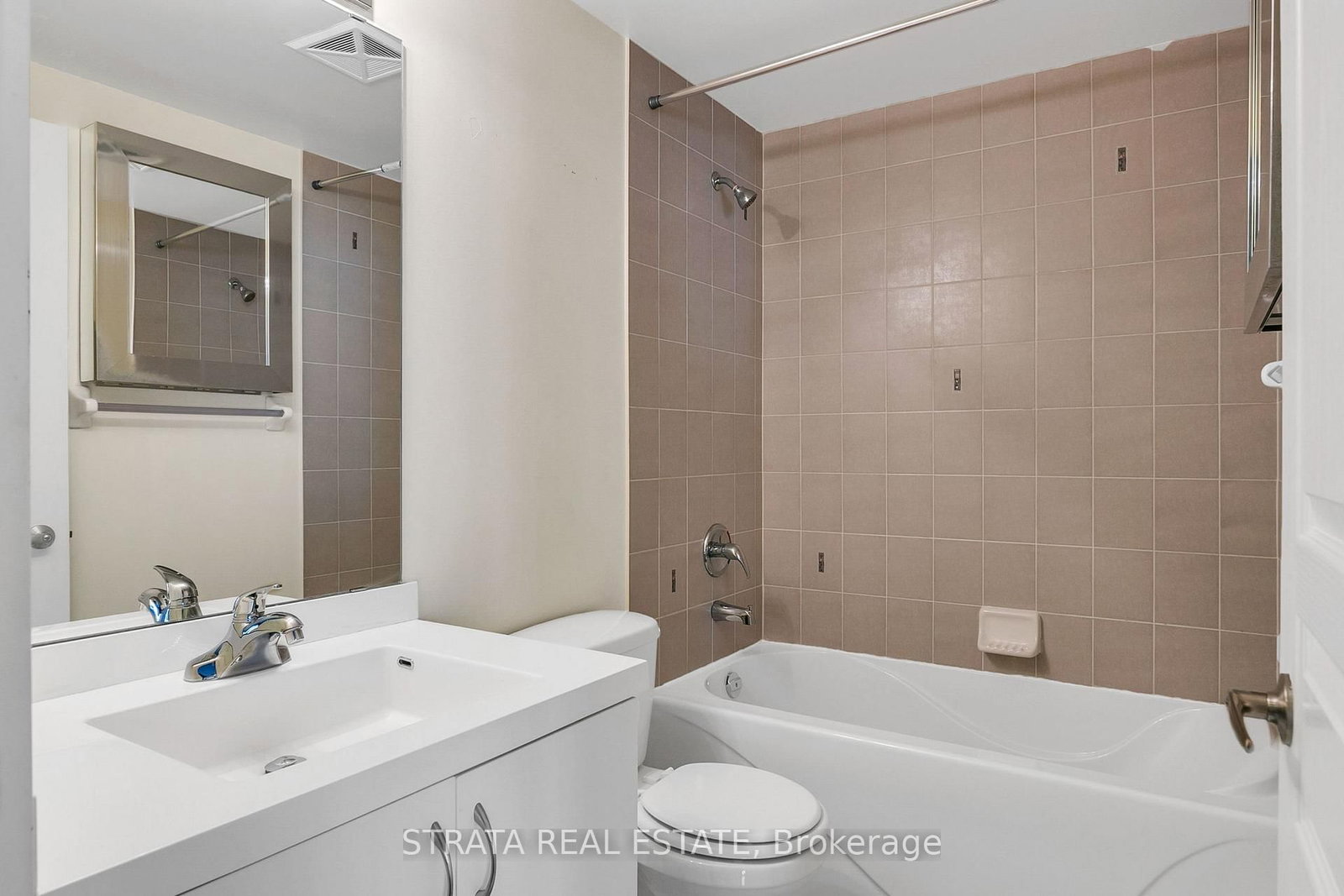 2240 Lake Shore Boulevard W, Unit 2807 - Photo 16