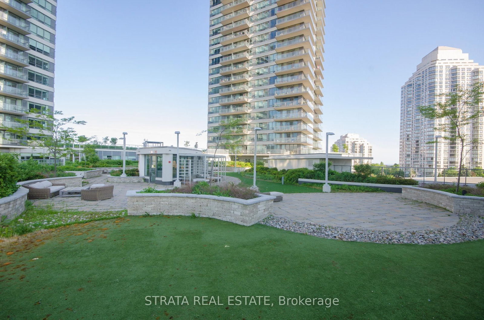 2240 Lake Shore Boulevard W, Unit 2807 - Photo 22