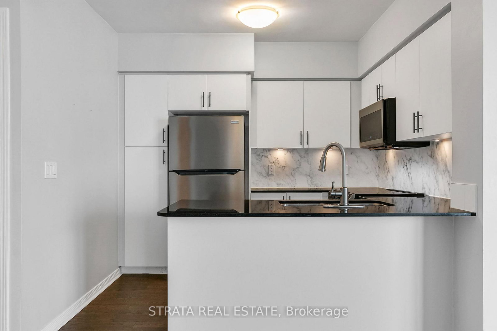 2240 Lake Shore Boulevard W, Unit 2807 - Photo 5