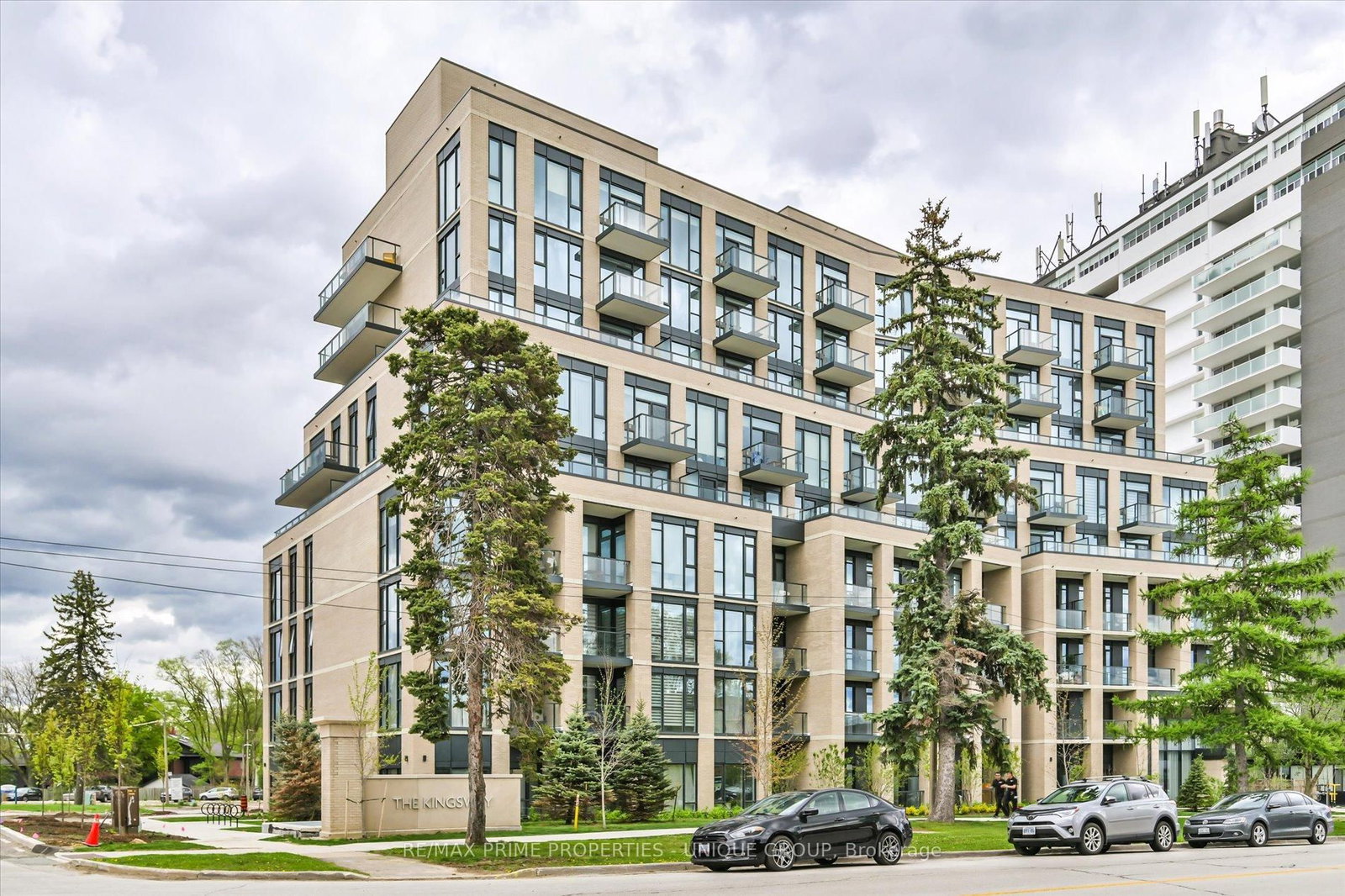 Property at 293 The Kingsway