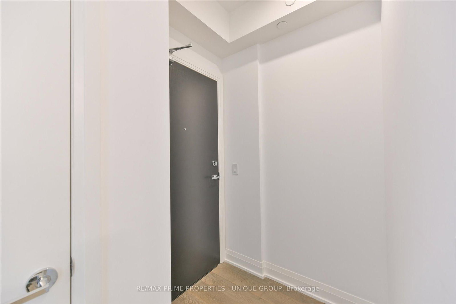 293 The Kingsway, Unit 322 - Photo 8