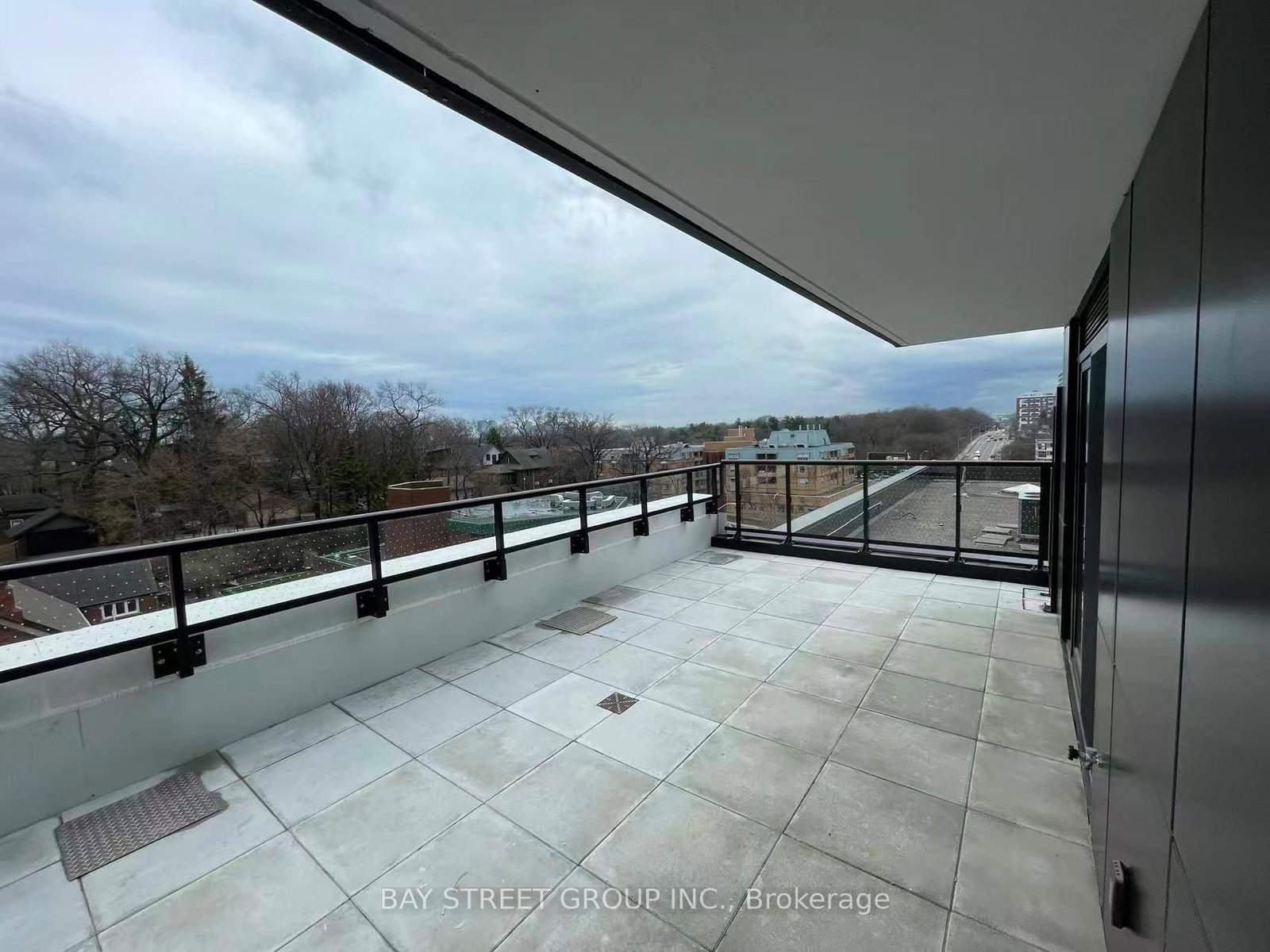 1660 Bloor Street W, Unit 511 - Photo 16