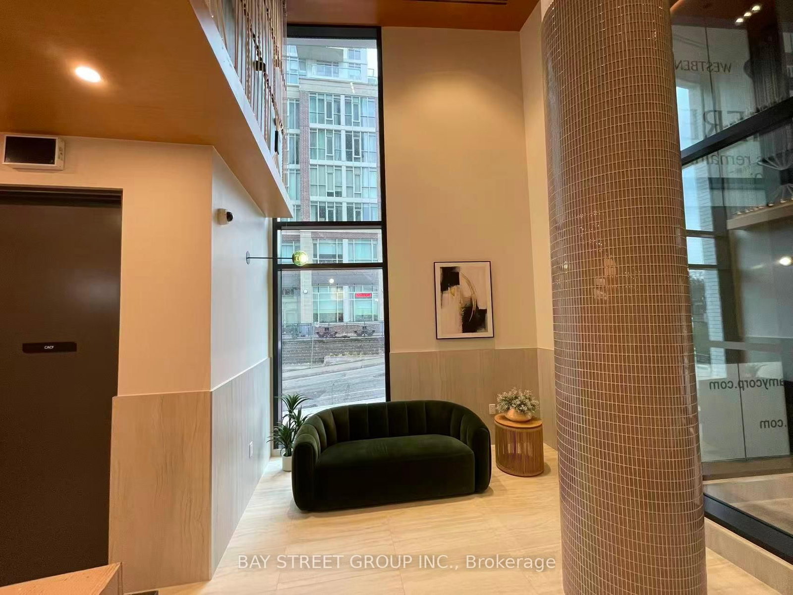 1660 Bloor Street W, Unit 511 - Photo 21