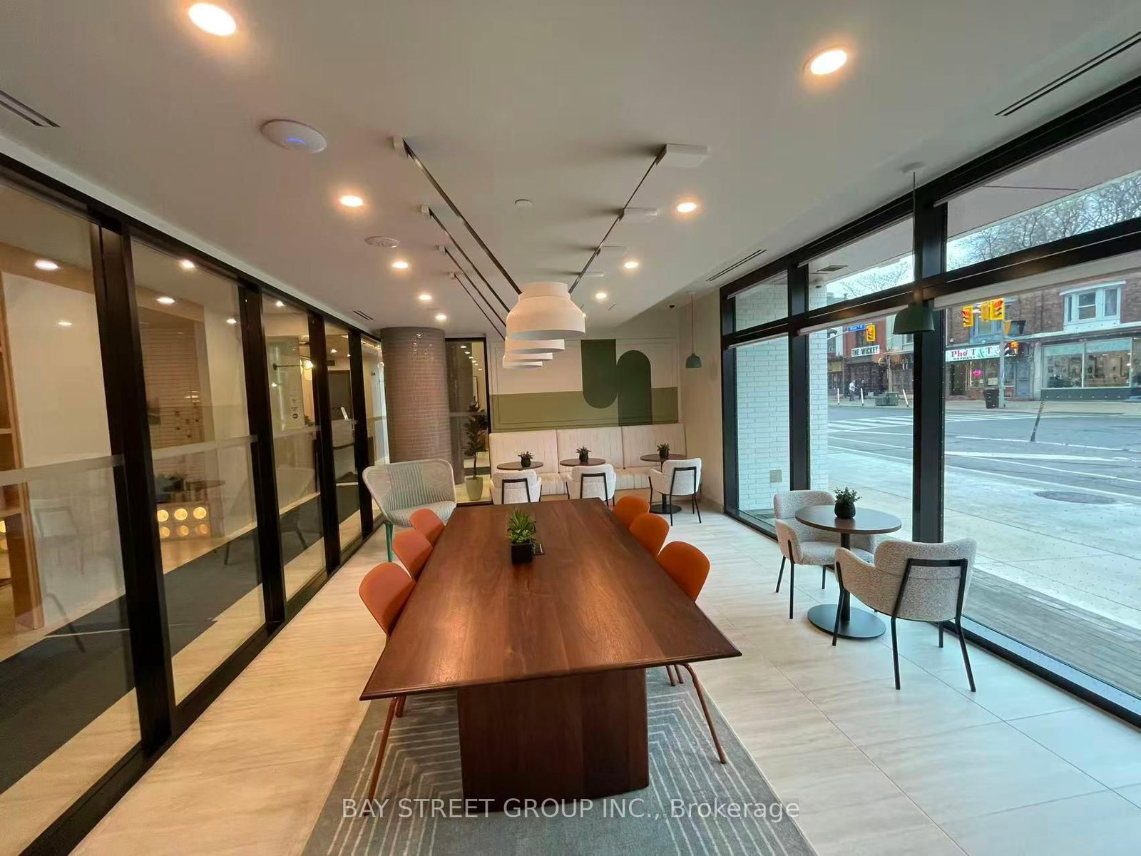 1660 Bloor Street W, Unit 511 - Photo 26