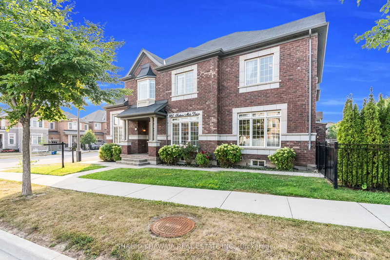 Upper Level - 325 Sixteen Mile Dr, Oakville, L6M 0Z4 | Image 2