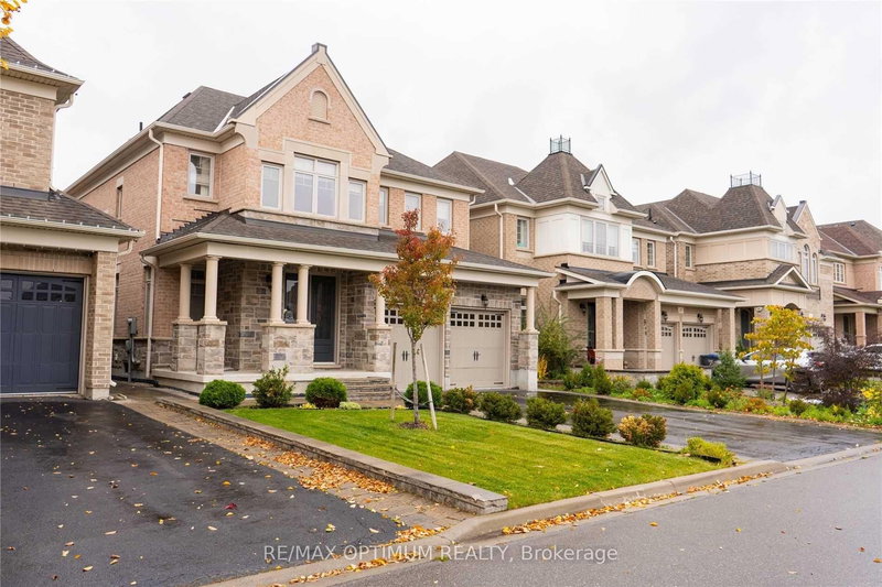 Upper - 43 Legendary Circ, Brampton, L6Y 0S1 | Image 2