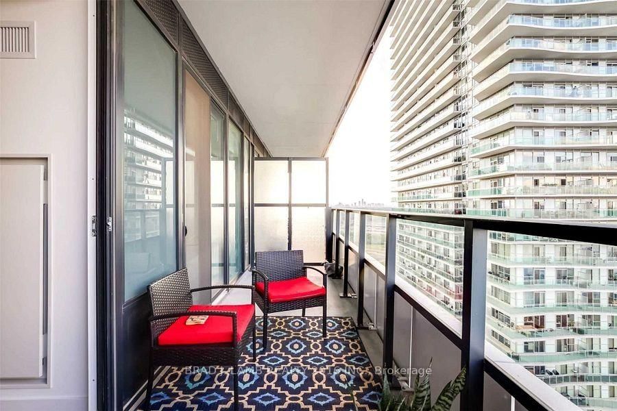 20 Shore Breeze Drive, Unit 2205 - Photo 12