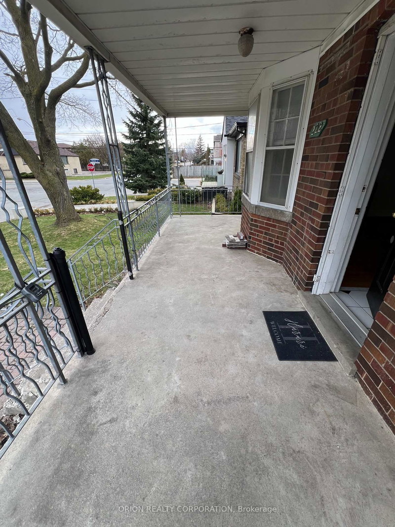 222 Glen Park Ave, Toronto, M6B 2C9 | Image 3