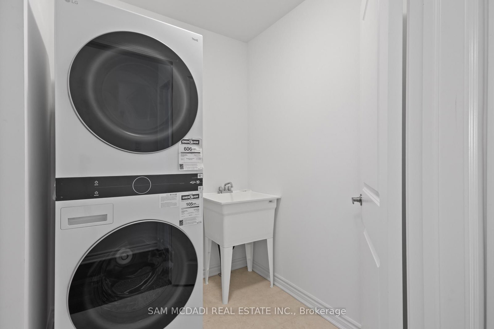 4068 Kadic Terrace - Photo 32