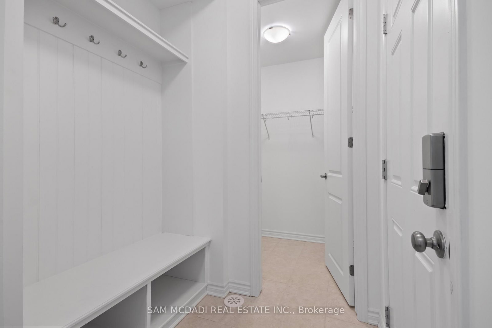 4068 Kadic Terrace - Photo 8