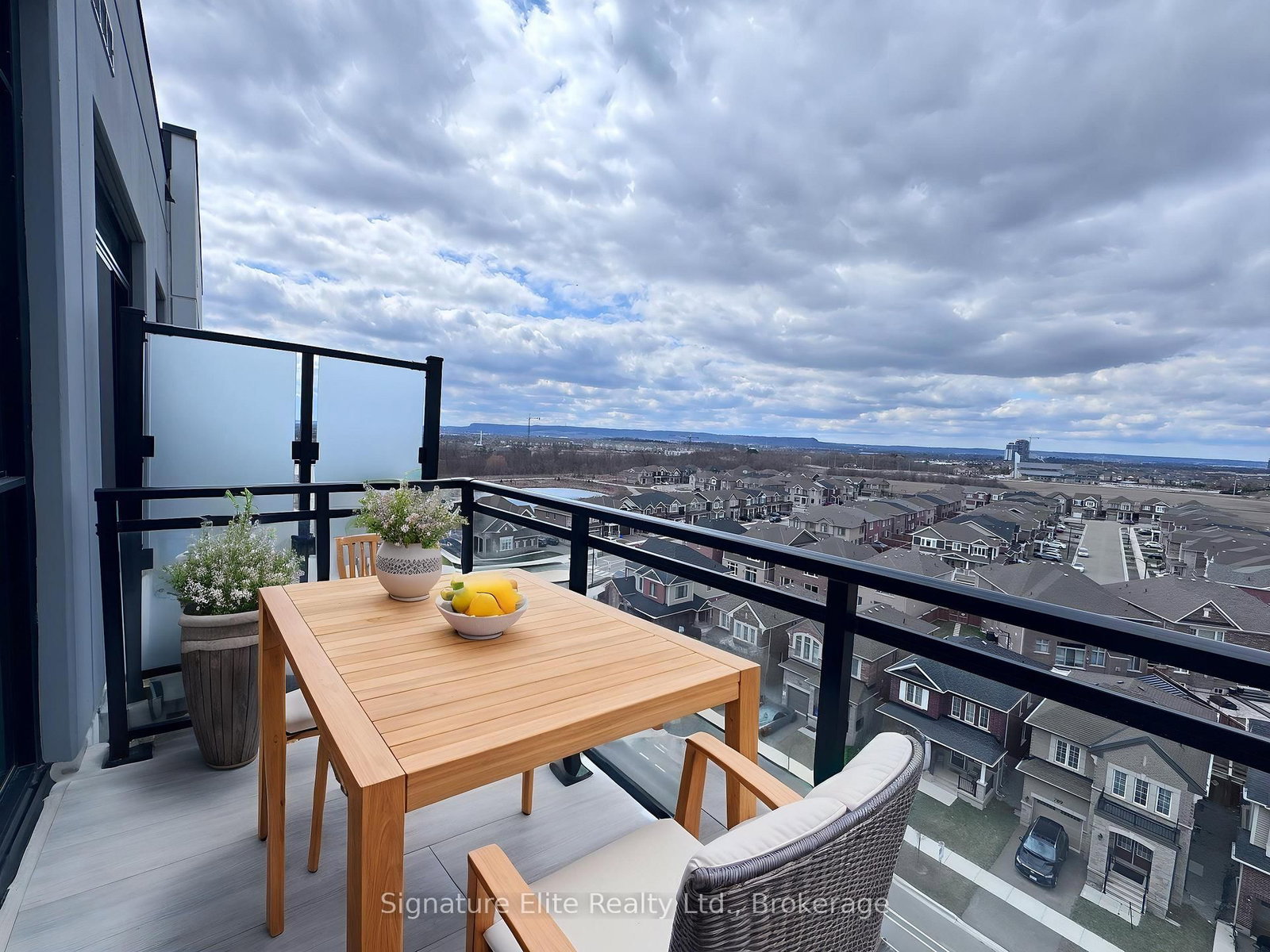 770 Whitlock Avenue, Unit 805 - Photo 8