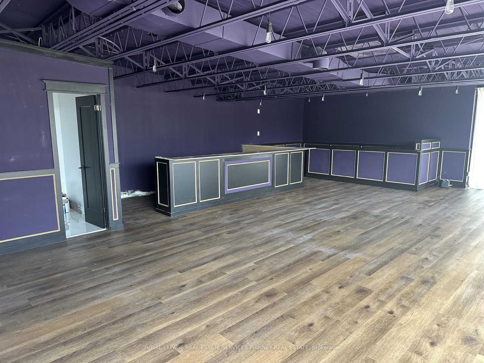 112 Lakeshore Road E, Unit 2 - Photo 7