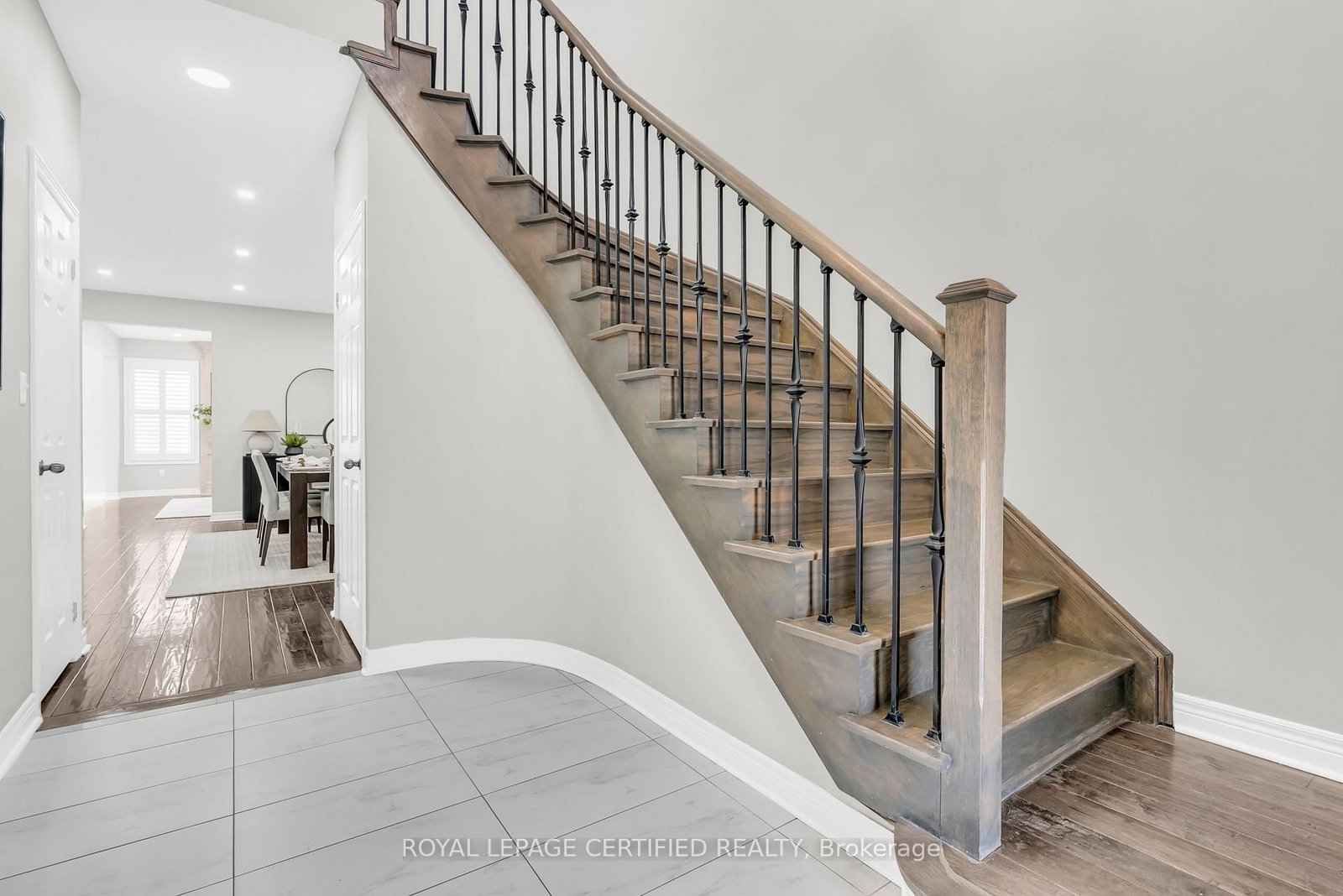 Detached House for sale at 461 Downes Jackson Heights, Milton, Ontario, L9T 8V7 - Harrison - MLS: W13014334