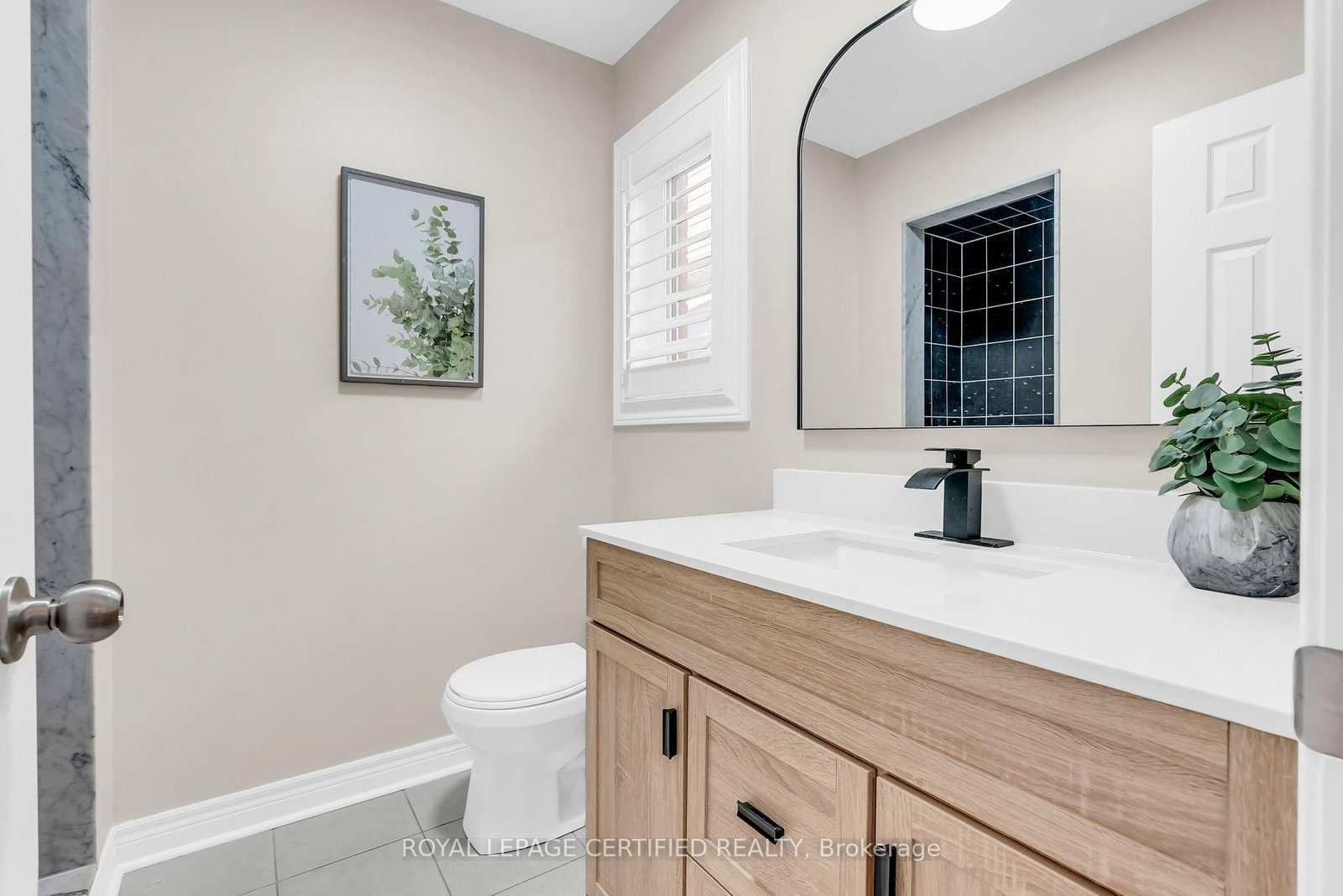 Detached House for sale at 461 Downes Jackson Heights, Milton, Ontario, L9T 8V7 - Harrison - MLS: W13014334