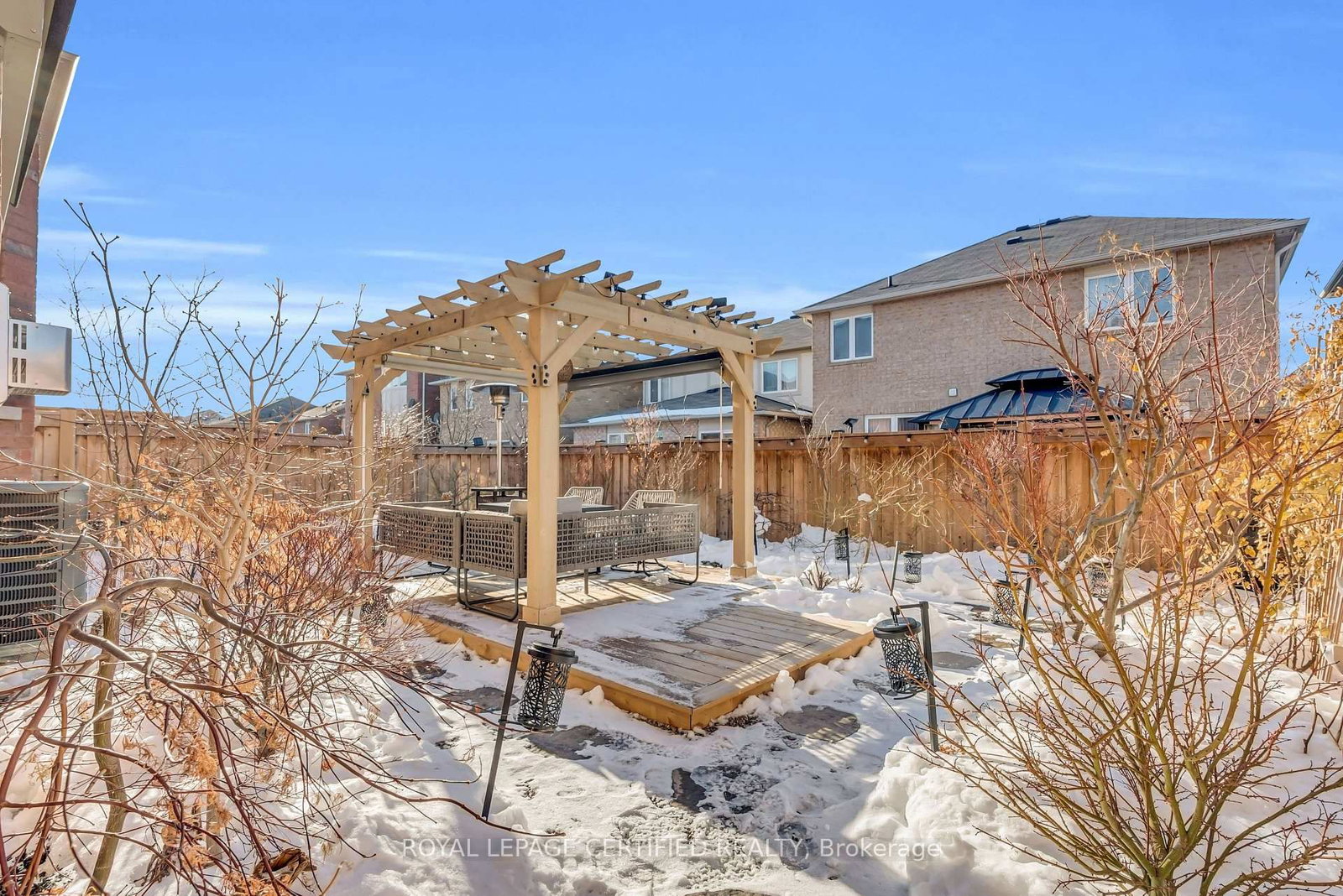 Detached House for sale at 461 Downes Jackson Heights, Milton, Ontario, L9T 8V7 - Harrison - MLS: W13014334