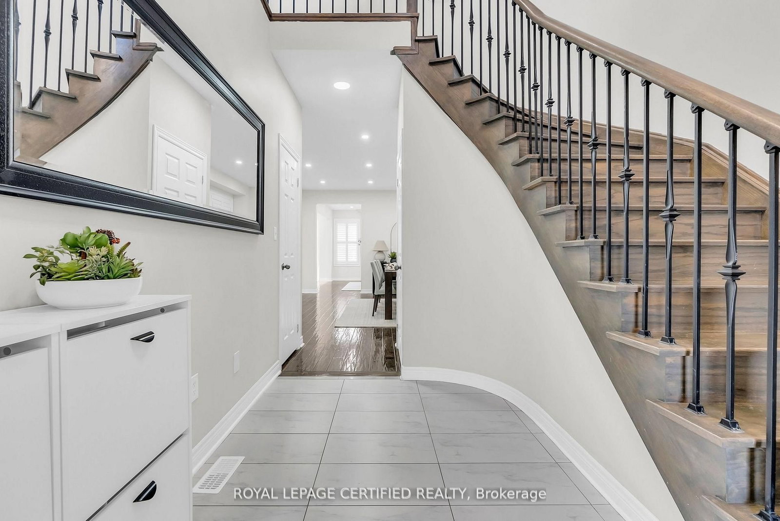 Detached House for sale at 461 Downes Jackson Heights, Milton, Ontario, L9T 8V7 - Harrison - MLS: W13014334