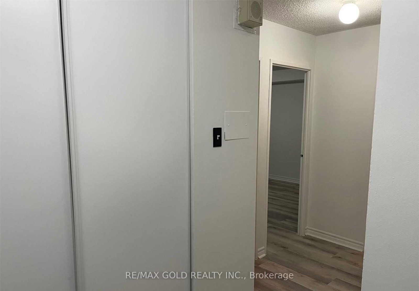 4 King Cross Road, Unit 307 - Photo 10