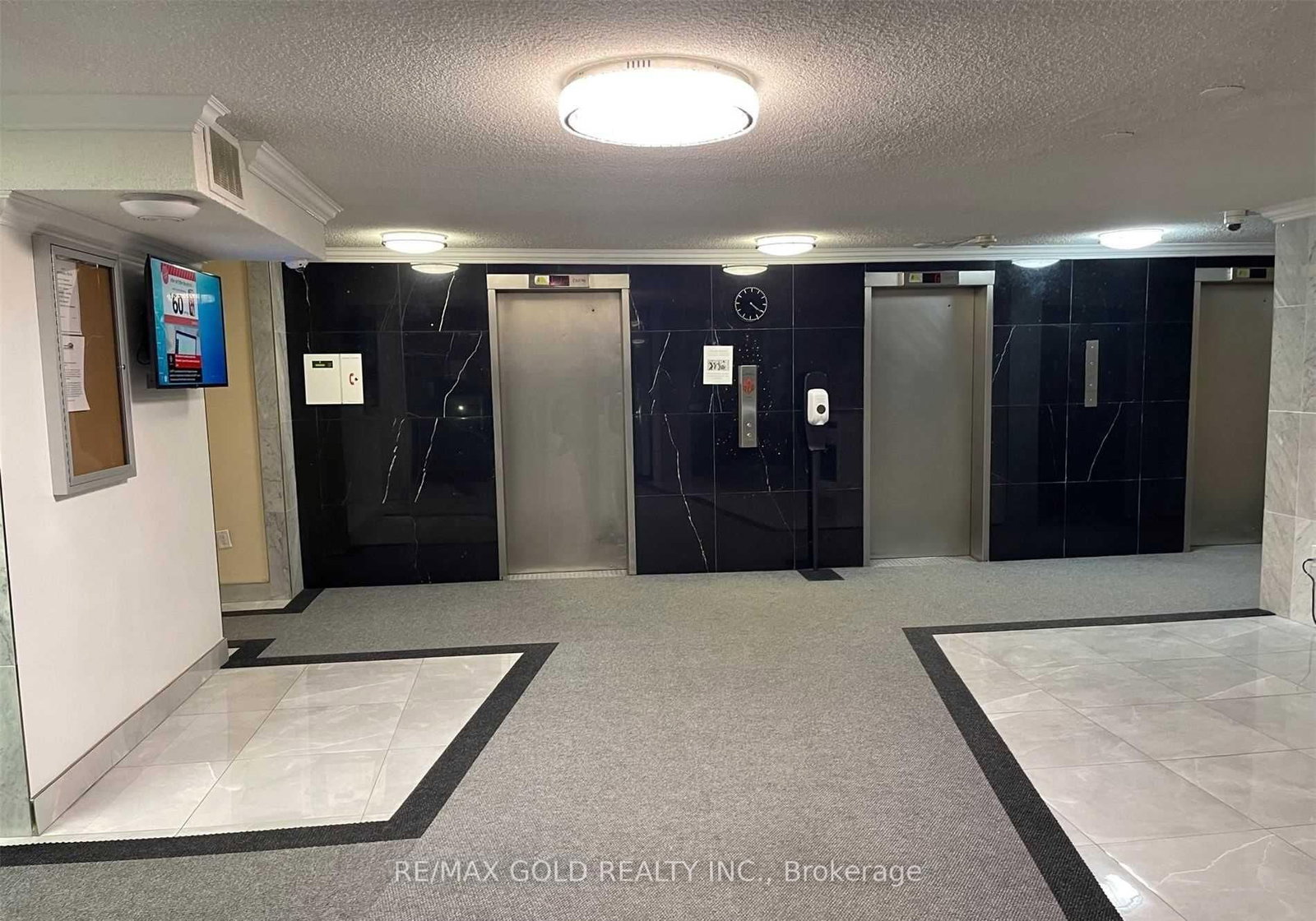 4 King Cross Road, Unit 307 - Photo 22