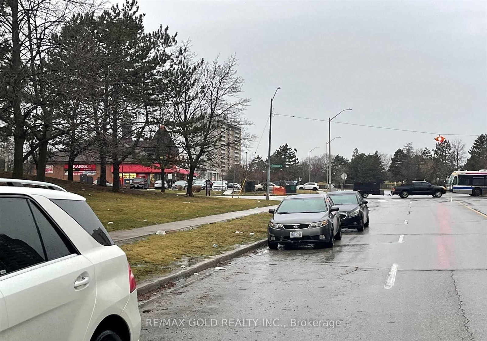 4 King Cross Road, Unit 307 - Photo 23