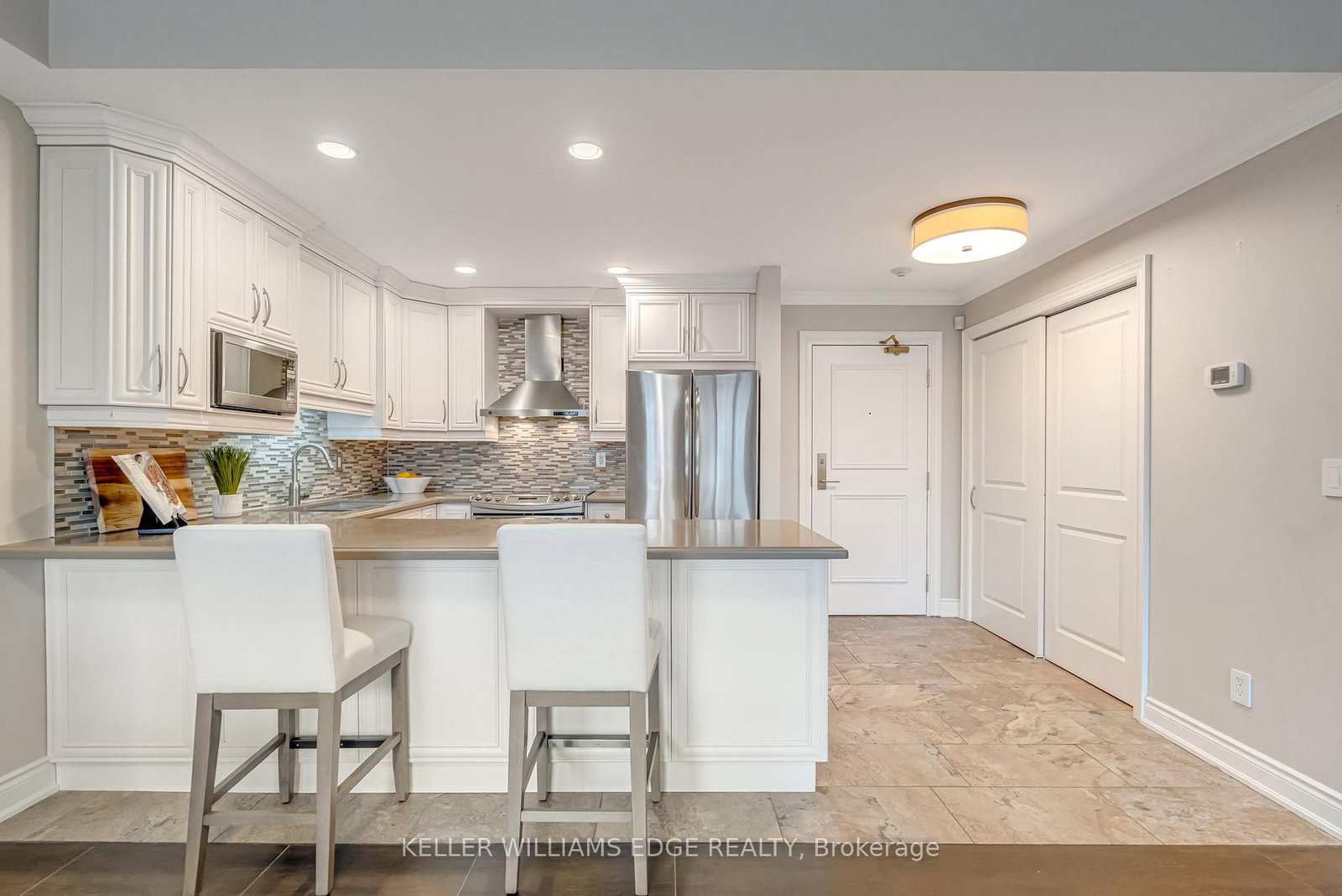 399 Elizabeth Street, Unit 506 - Photo 13