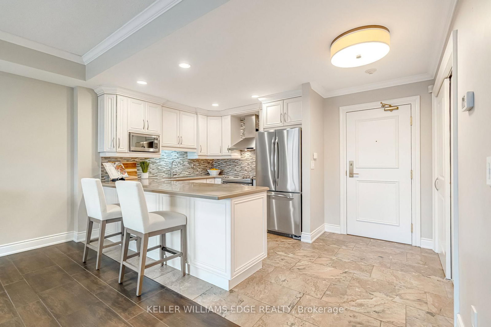 399 Elizabeth Street, Unit 506 - Photo 14