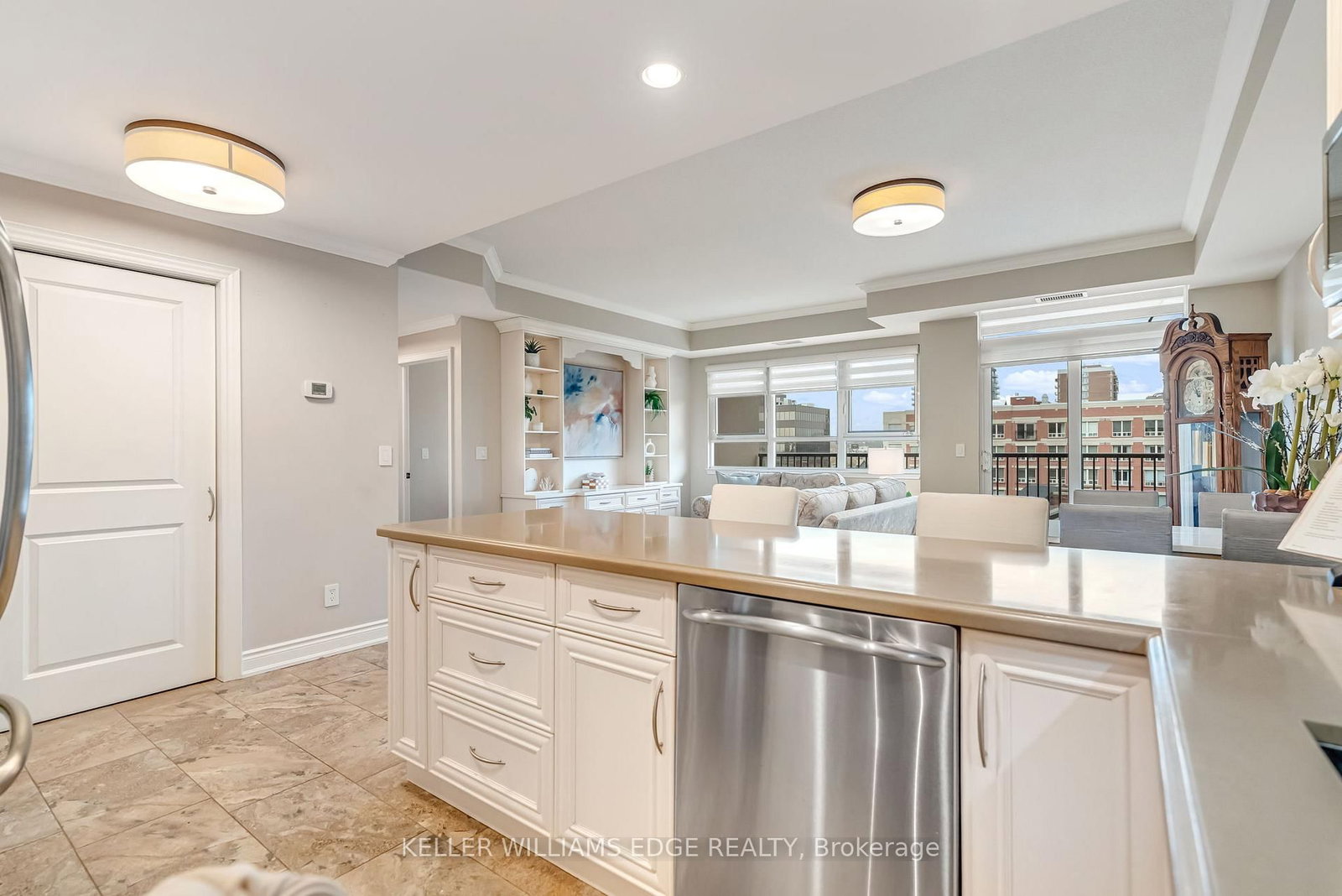 399 Elizabeth Street, Unit 506 - Photo 16