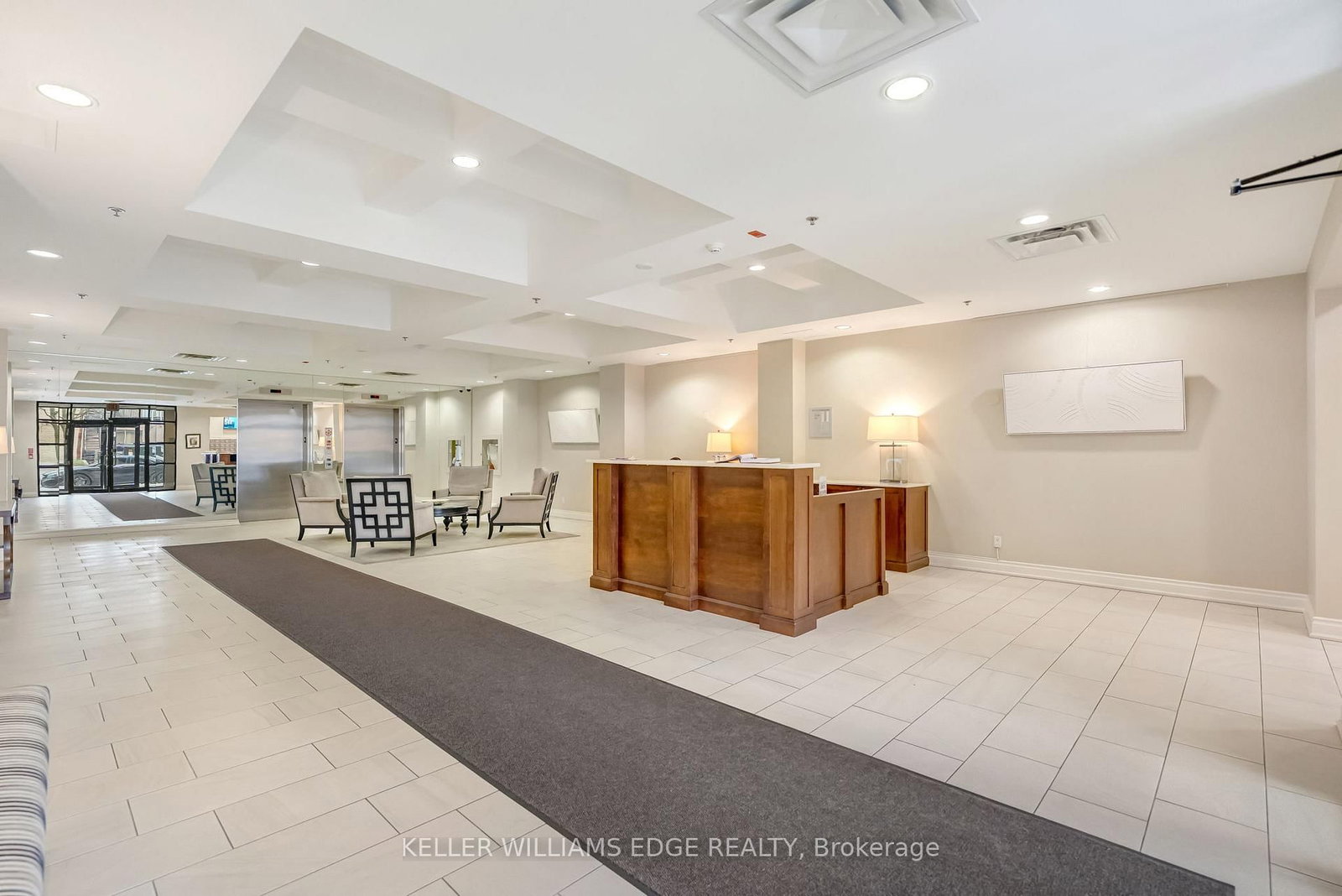 399 Elizabeth Street, Unit 506 - Photo 4