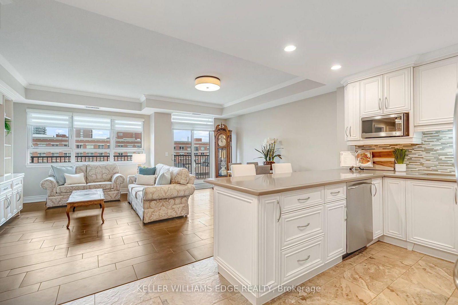 399 Elizabeth Street, Unit 506 - Photo 7