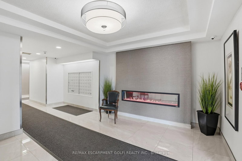 108 - 3497 Upper Middle Dr, Burlington, L7M 4T6 | Image 2