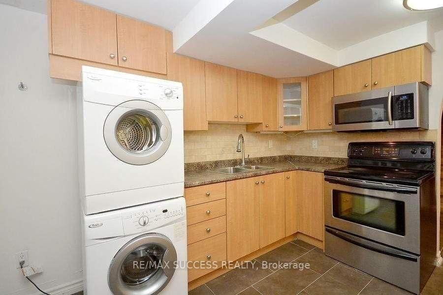 422 Silverthorne Crescent - Photo 10