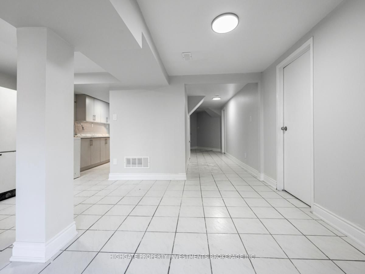 5383 Longhorn Trail, Unit Lower - Photo 2