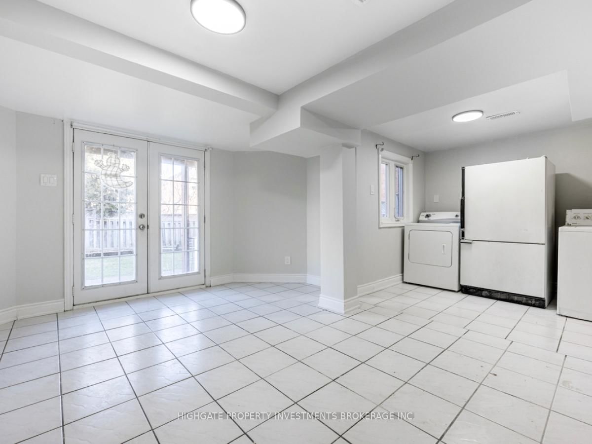 5383 Longhorn Trail, Unit Lower - Photo 3